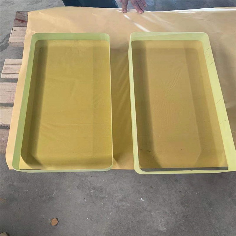 黔南铅玻璃